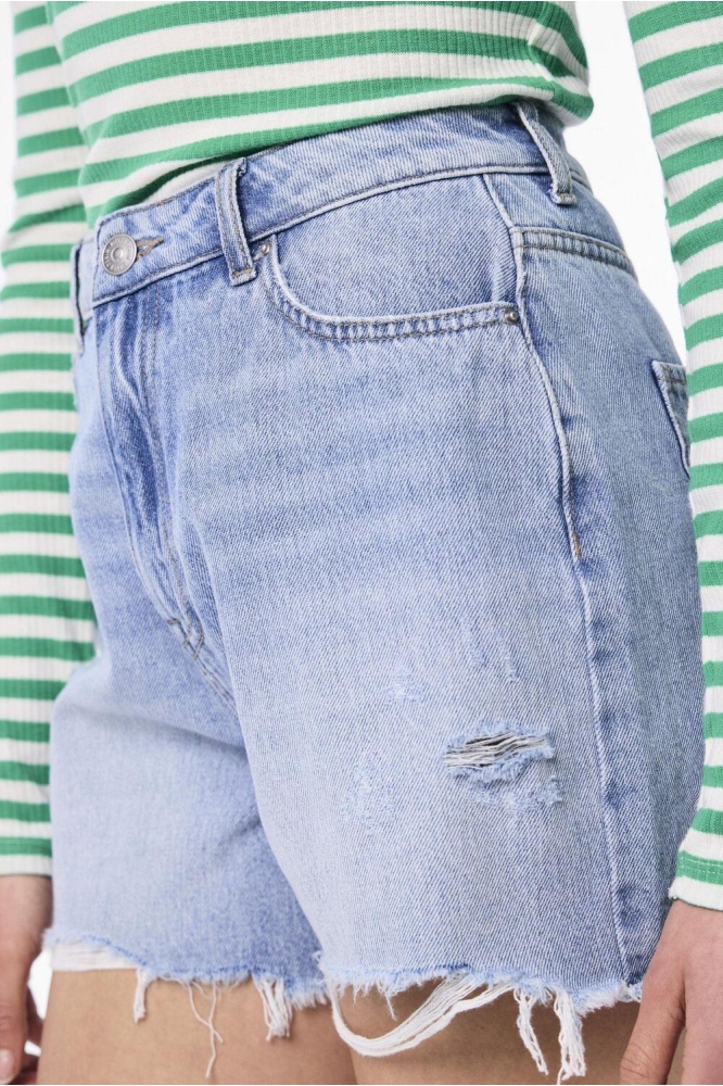 PCSUMMER HW DEST LB SHORTS NOOS 17146747 LIGHT BLUE DENIM